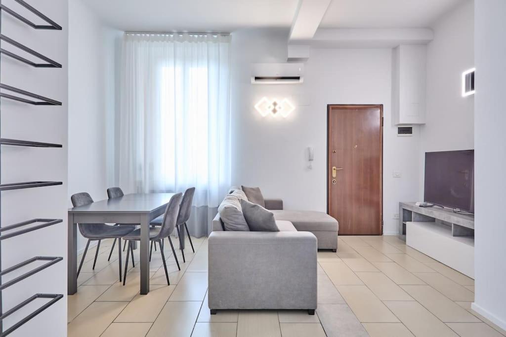 Lenny'S Central Apartment Милан Экстерьер фото